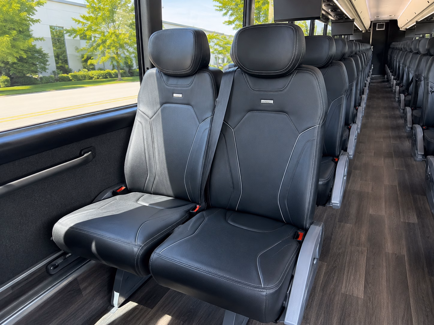 buses to zion vineyards and the ut 9 wine corridor